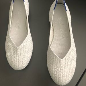 Rothy’s flat honeycomb in color salt size 9.5